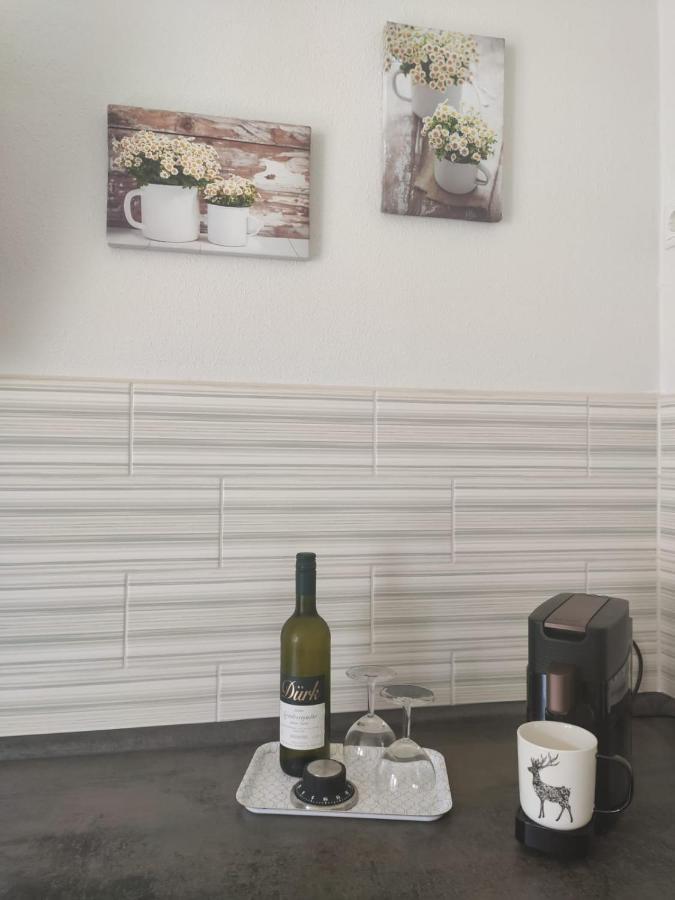Ferienhaus Blaue Blume Mit 11 Kw Ladestation, Kamin, Terrasse, Eingezaeuntem Garten, Sauna, Wlan, Netflix, 2 Hunde Willkommen! Güntersberge Eksteriør bilde